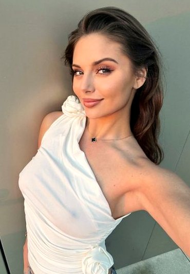 Bella